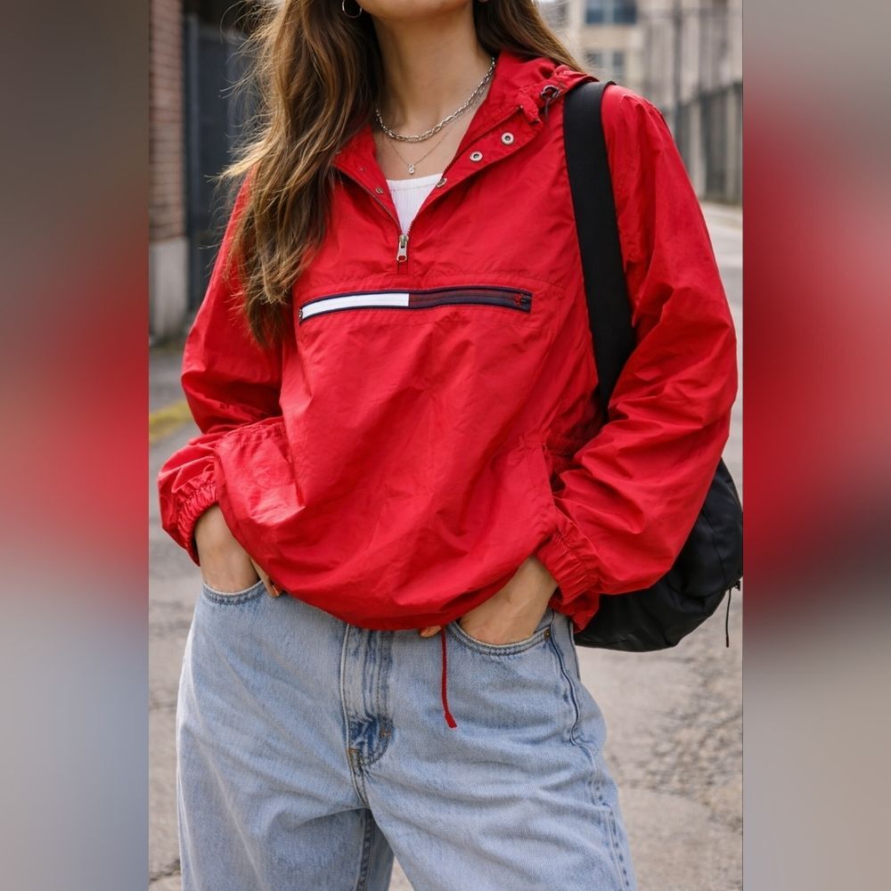 Vtg 90s Tommy Jeans Red Pullover Windbreaker Jacket L Packable Hood Anorak